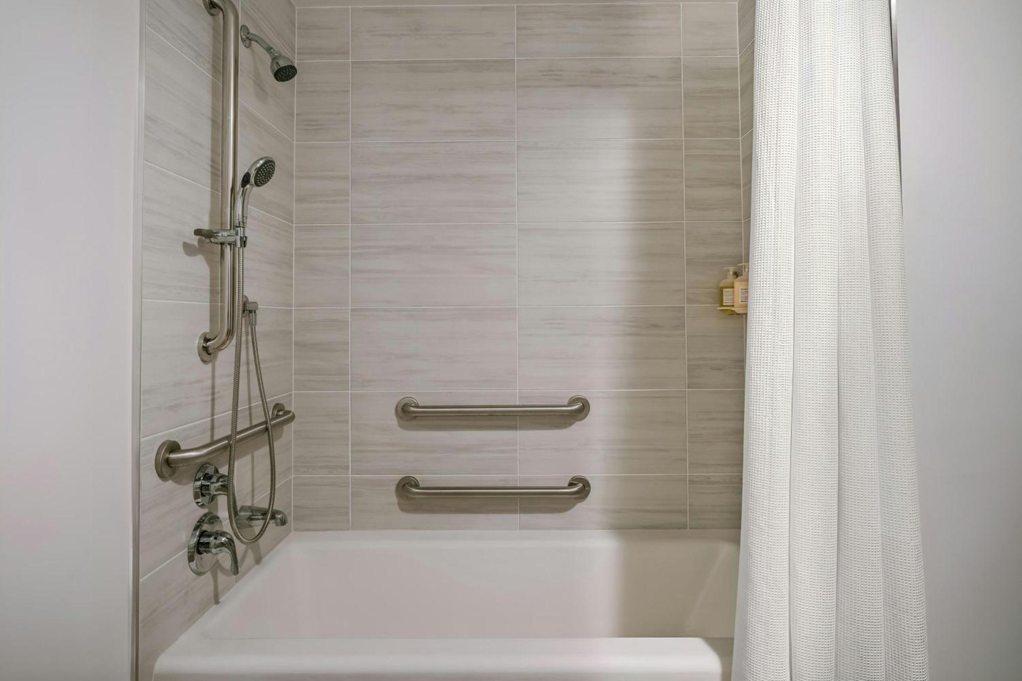 Sonder By Marriott Bonvoy The Winfield Downtown La Apartahotel